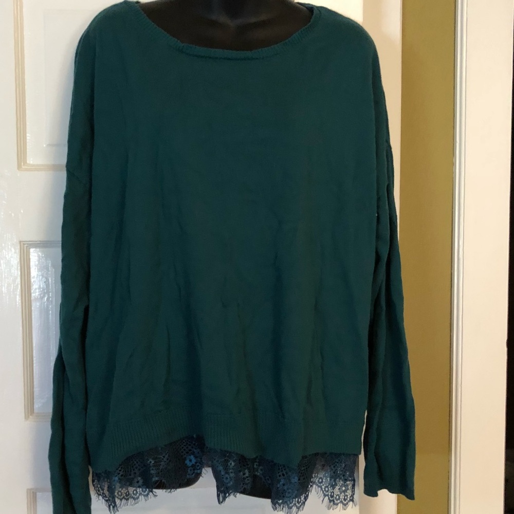Lane Bryant sweater with lace hem plus size 22/24